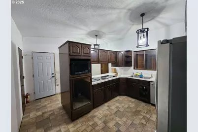 830 E Pine Ave, Hermiston, OR 97838 - Photo 11