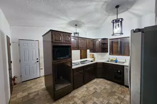 830 E Pine Ave, Hermiston, OR 97838 - Photo 11