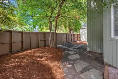1653 NW Rolling Hill Dr, Beaverton, OR 97006 - Photo 29