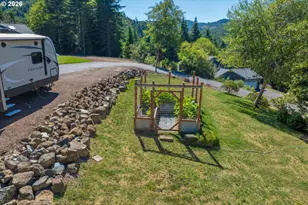 28241 Hunter Creek Heights, Gold Beach, OR 97444 - Photo 39