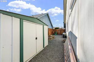 1635 Fairview Pl, Cottage Grove, OR 97424 - Photo 33