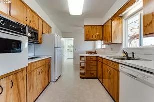 2427 Polk St, Eugene, OR 97405 - Photo 19