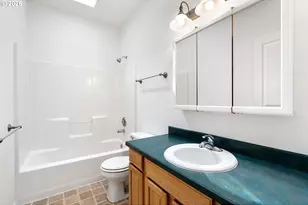 606 Ridgeview Ct, Hood River, OR 97031 - Photo 23