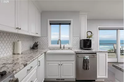 2151 NW Inlet Ave, Lincoln City, OR 97367 - Photo 11