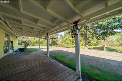 628 13th St, Lyons, OR 97358 - Photo 23