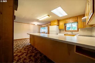 628 13th St, Lyons, OR 97358 - Photo 11