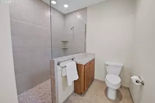 230 Round House Rd, Astoria, OR 97103 - Photo 25