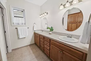 230 Round House Rd, Astoria, OR 97103 - Photo 23