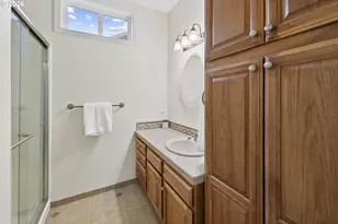 230 Round House Rd, Astoria, OR 97103 - Photo 17
