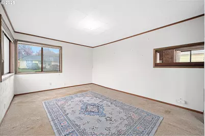 788 SW Cherry St, Dallas, OR 97338 - Photo 3