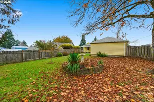 788 SW Cherry St, Dallas, OR 97338 - Photo 27