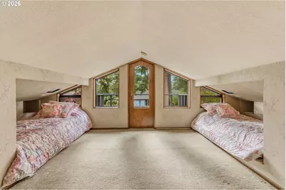 18690 SW Alderwood Dr, Beaverton, OR 97003 - Photo 31