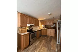 10400 SE Cook Ct, Milwaukie, OR 97222 - Photo 11
