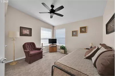 4055 Royal Ave #150, Eugene, OR 97402 - Photo 25