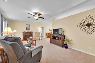 4055 Royal Ave, Eugene, OR 97402 - Photo 7