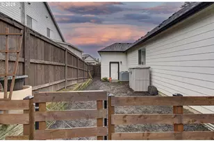 2421 NE 1st Ave, Battle Ground, WA 98604 - Photo 33