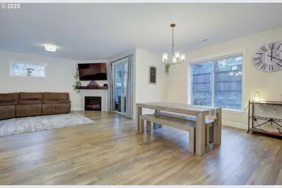 2421 NE 1st Ave, Battle Ground, WA 98604 - Photo 7