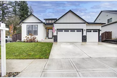 2421 NE 1st Ave, Battle Ground, WA 98604 - Photo 3