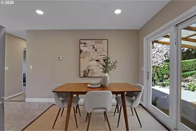 7021 SW Canyon Ln, Portland, OR 97225 - Photo 9