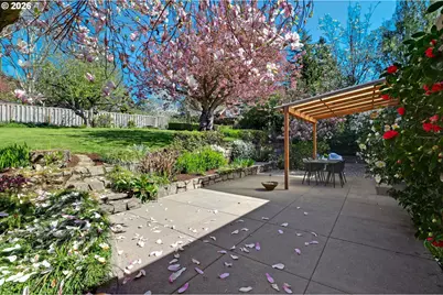 7021 SW Canyon Ln, Portland, OR 97225 - Photo 21