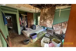 806 Railroad Ave, Myrtle Point, OR 97458 - Photo 15