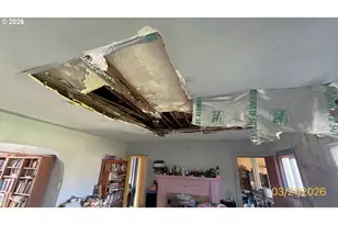 806 Railroad Ave, Myrtle Point, OR 97458 - Photo 9