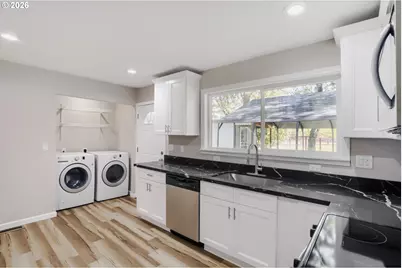 4918 SE 128th Ave, Portland, OR 97236 - Photo 9