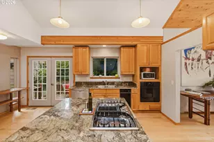 88600 Trout Pond Ln, Bandon, OR 97411 - Photo 7