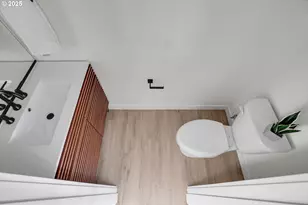 14828 NE Couch St, Portland, OR 97230 - Photo 9
