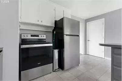 2260 Orr Ln, Eugene, OR 97405 - Photo 11