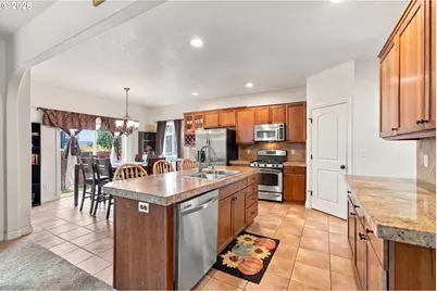12703 NE 11th Pl, Vancouver, WA 98685 - Photo 7