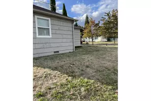 8636 NE Holladay St, Portland, OR 97220 - Photo 19