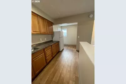 8636 NE Holladay St, Portland, OR 97220 - Photo 11