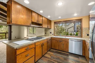 4760 Dogwood Dr, Lake Oswego, OR 97035 - Photo 17