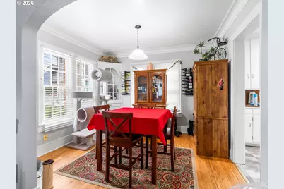 1564 Center St NE, Salem, OR 97301 - Photo 7