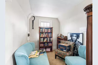 1564 Center St NE, Salem, OR 97301 - Photo 13