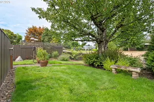 293 Roan Dr, Eugene, OR 97401 - Photo 43