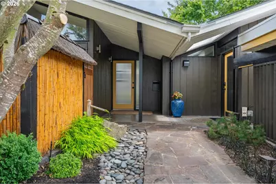 293 Roan Dr, Eugene, OR 97401 - Photo 3