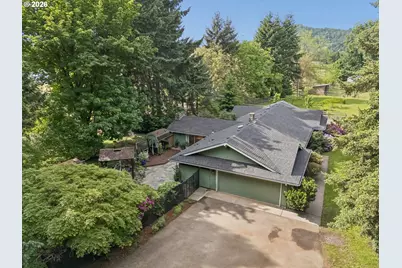 33670 McKenzie View Dr, Eugene, OR 97408 - Photo 3