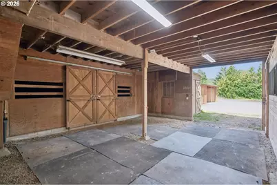 33670 McKenzie View Dr, Eugene, OR 97408 - Photo 25