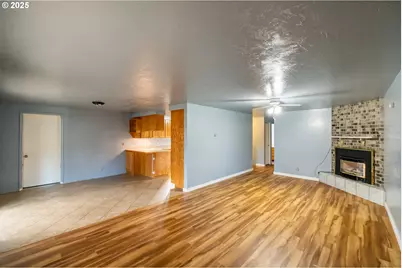 905 Ash St, Brownsville, OR 97327 - Photo 17