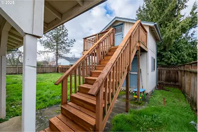 905 Ash St, Brownsville, OR 97327 - Photo 43