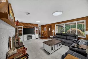 1605 Applewood Dr, Coos Bay, OR 97420 - Photo 11