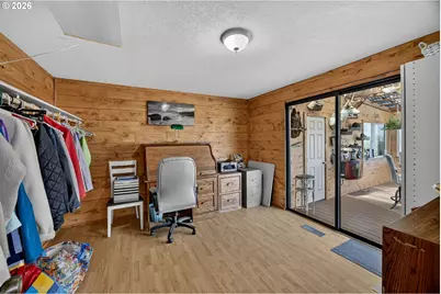 1605 Applewood Dr, Coos Bay, OR 97420 - Photo 21