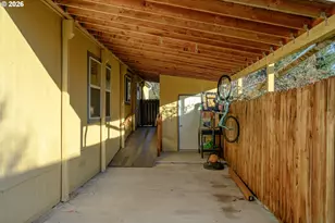 1282 E 3rd St, Lafayette, OR 97127 - Photo 11