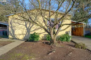 1282 E 3rd St, Lafayette, OR 97127 - Photo 1