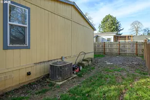 1282 E 3rd St, Lafayette, OR 97127 - Photo 43