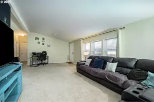 1282 E 3rd St, Lafayette, OR 97127 - Photo 25