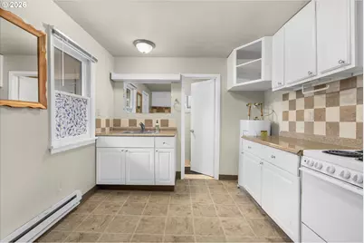 335 W Exeter St, Gladstone, OR 97027 - Photo 21