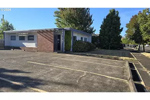 905 Queen Ave SW, Albany, OR 97321 - Photo 1